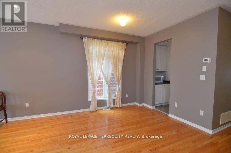 5 Wilcliff Court, Markham (Greensborough), Ontario  L6E 2E5 - Photo 8 - N12874630