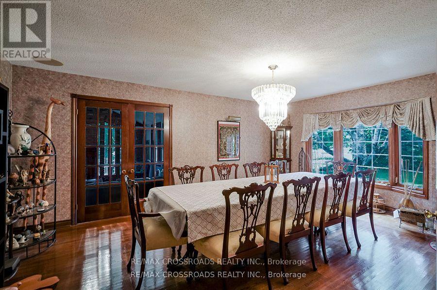 18 Hill Top Trail E, Whitchurch-Stouffville, Ontario  L4A 7X4 - Photo 19 - N12874642