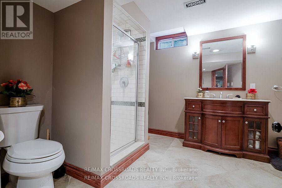 18 Hill Top Trail E, Whitchurch-Stouffville, Ontario  L4A 7X4 - Photo 20 - N12874642