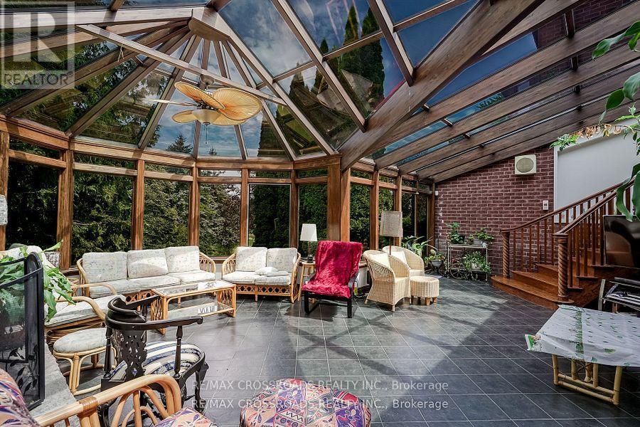 18 Hill Top Trail E, Whitchurch-Stouffville, Ontario  L4A 7X4 - Photo 35 - N12874642