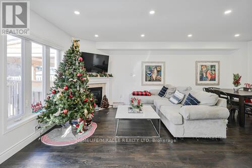 190 Deepsprings Crescent, Vaughan, Ontario  L6A 3L3 - Photo 13 - N12874752