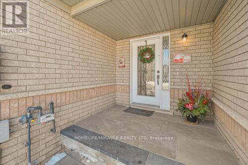 190 Deepsprings Crescent, Vaughan, Ontario  L6A 3L3 - Photo 5 - N12874752