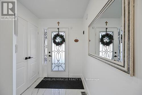 190 Deepsprings Crescent, Vaughan, Ontario  L6A 3L3 - Photo 7 - N12874752