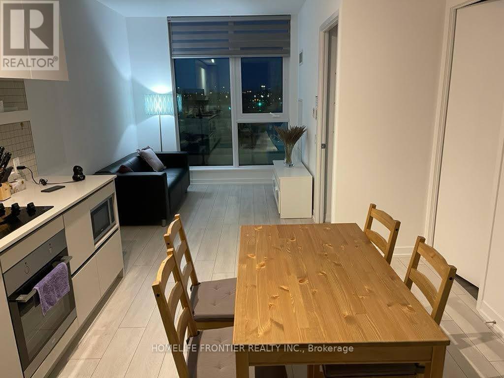 309 - 950 Portage Parkway, Vaughan, Ontario  L4K 0J7 - Photo 4 - N12874762