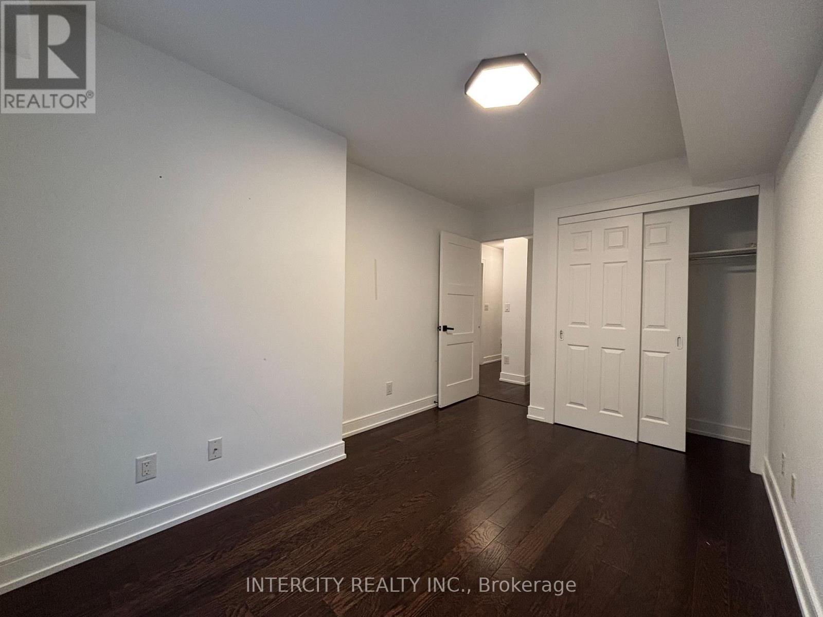 8 - 7 Brighton Place, Vaughan (Crestwood-Springfarm-Yorkhill), Ontario  L4J 0H1 - Photo 11 - N12874766