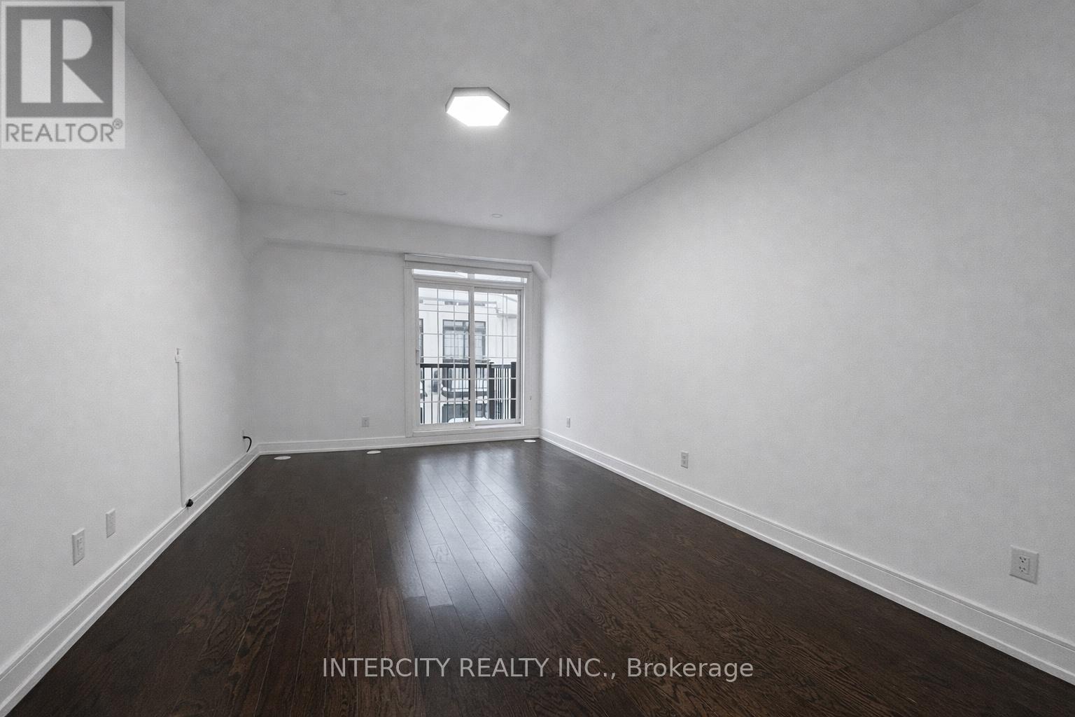 8 - 7 Brighton Place, Vaughan (Crestwood-Springfarm-Yorkhill), Ontario  L4J 0H1 - Photo 13 - N12874766