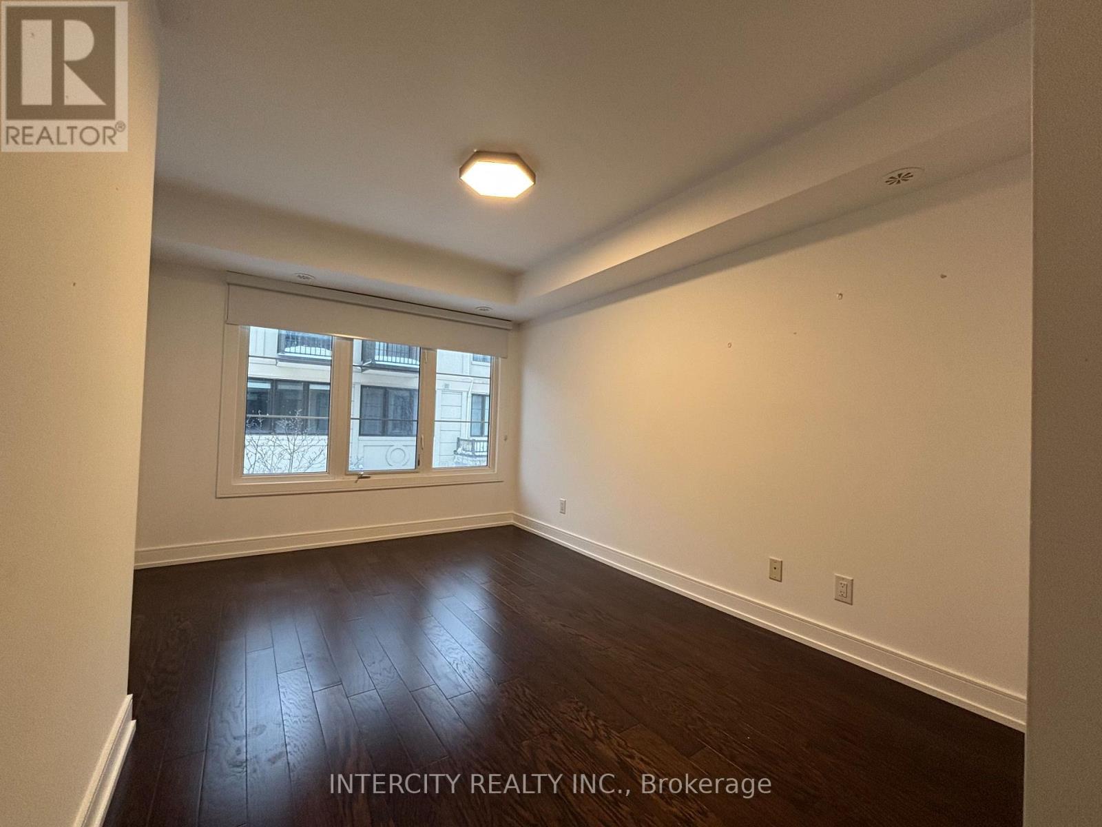 8 - 7 Brighton Place, Vaughan (Crestwood-Springfarm-Yorkhill), Ontario  L4J 0H1 - Photo 8 - N12874766