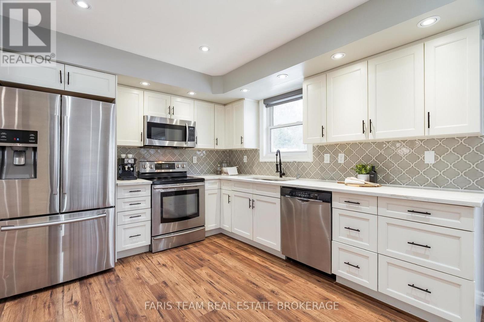 16 Wales Avenue N, Adjala-Tosorontio (Everett), Ontario  L0M 1J0 - Photo 7 - N12874768