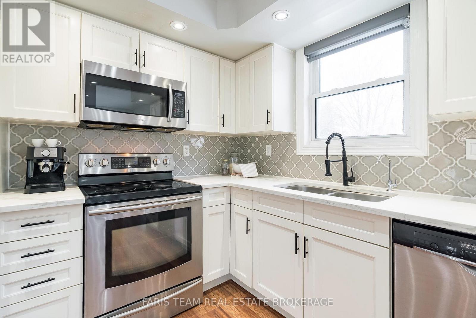 16 Wales Avenue N, Adjala-Tosorontio (Everett), Ontario  L0M 1J0 - Photo 8 - N12874768