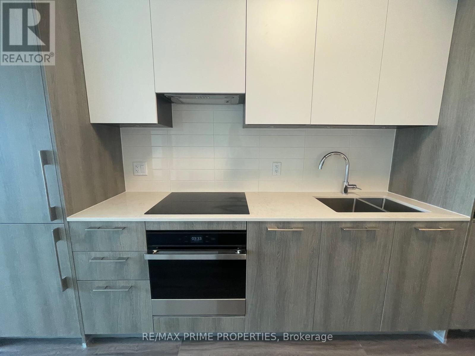 2611 - 8 Water Walk Drive, Markham (Unionville), Ontario  L3R 6L4 - Photo 14 - N12874774