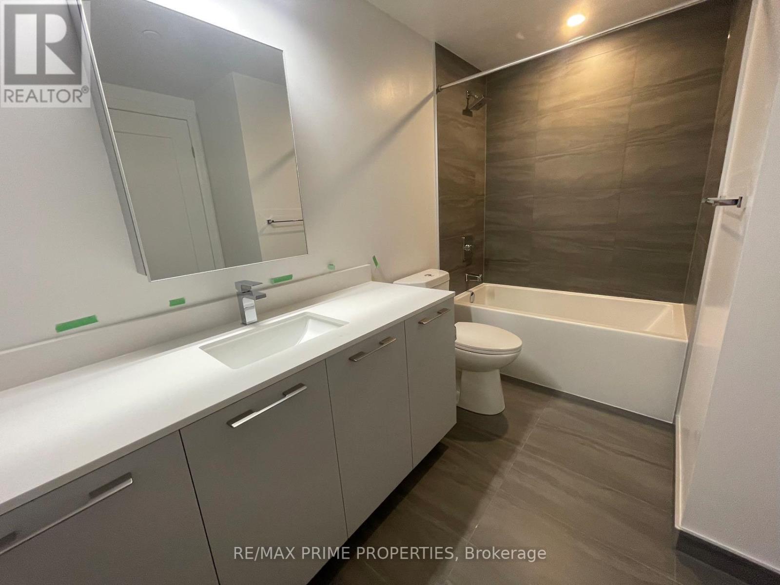 2611 - 8 Water Walk Drive, Markham (Unionville), Ontario  L3R 6L4 - Photo 6 - N12874774