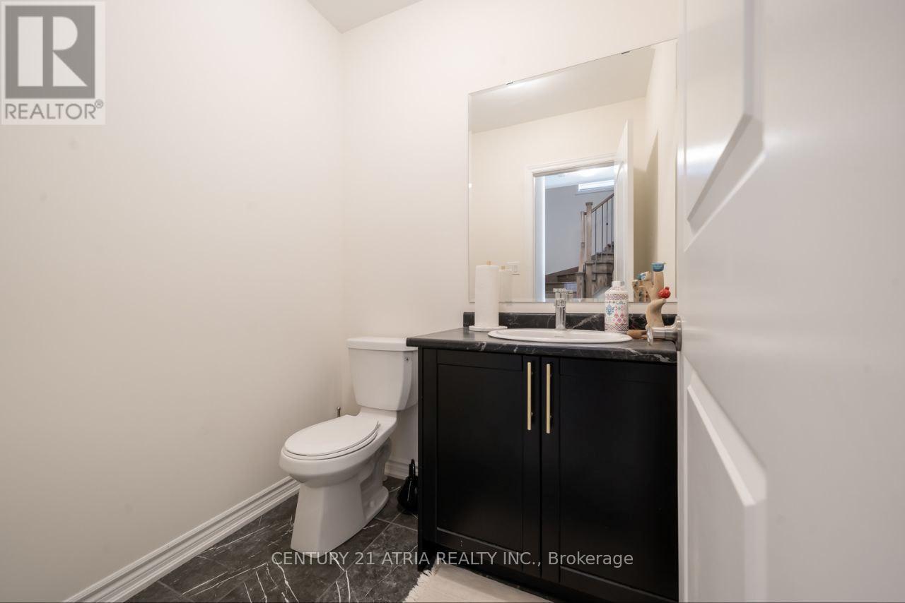 54 Kentledge Avenue, East Gwillimbury (Holland Landing), Ontario  L9N 0W3 - Photo 14 - N12874778