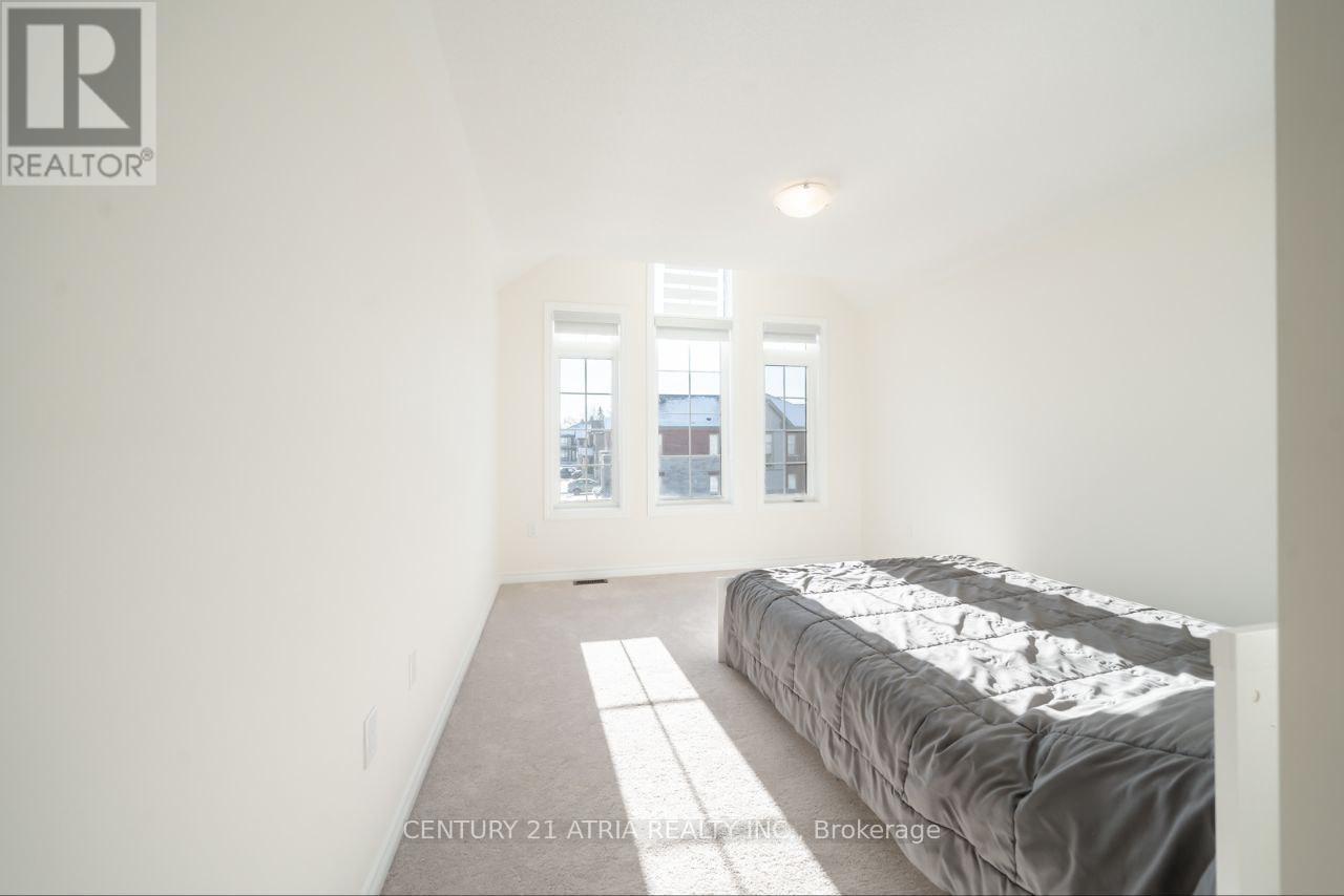 54 Kentledge Avenue, East Gwillimbury (Holland Landing), Ontario  L9N 0W3 - Photo 17 - N12874778