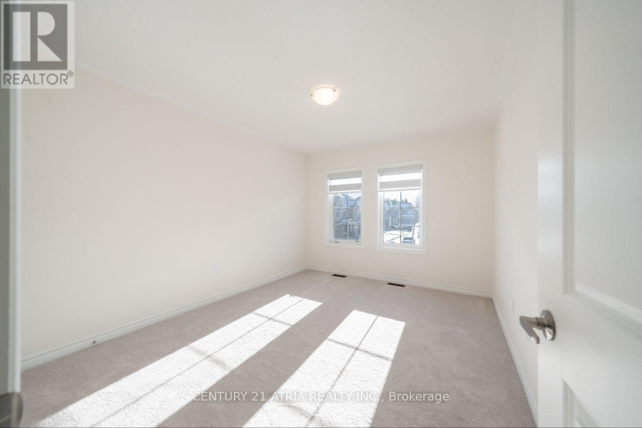 54 Kentledge Avenue, East Gwillimbury (Holland Landing), Ontario  L9N 0W3 - Photo 19 - N12874778