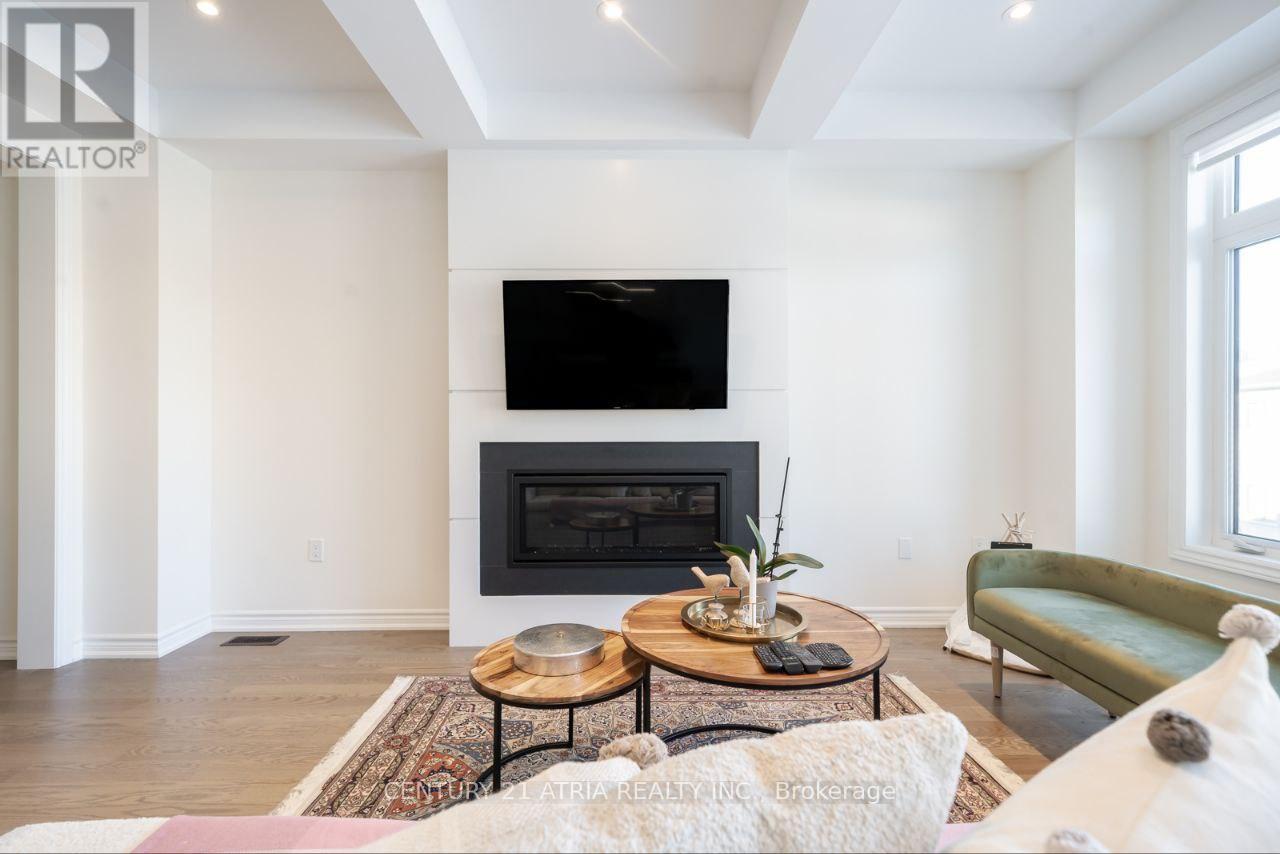 54 Kentledge Avenue, East Gwillimbury (Holland Landing), Ontario  L9N 0W3 - Photo 24 - N12874778