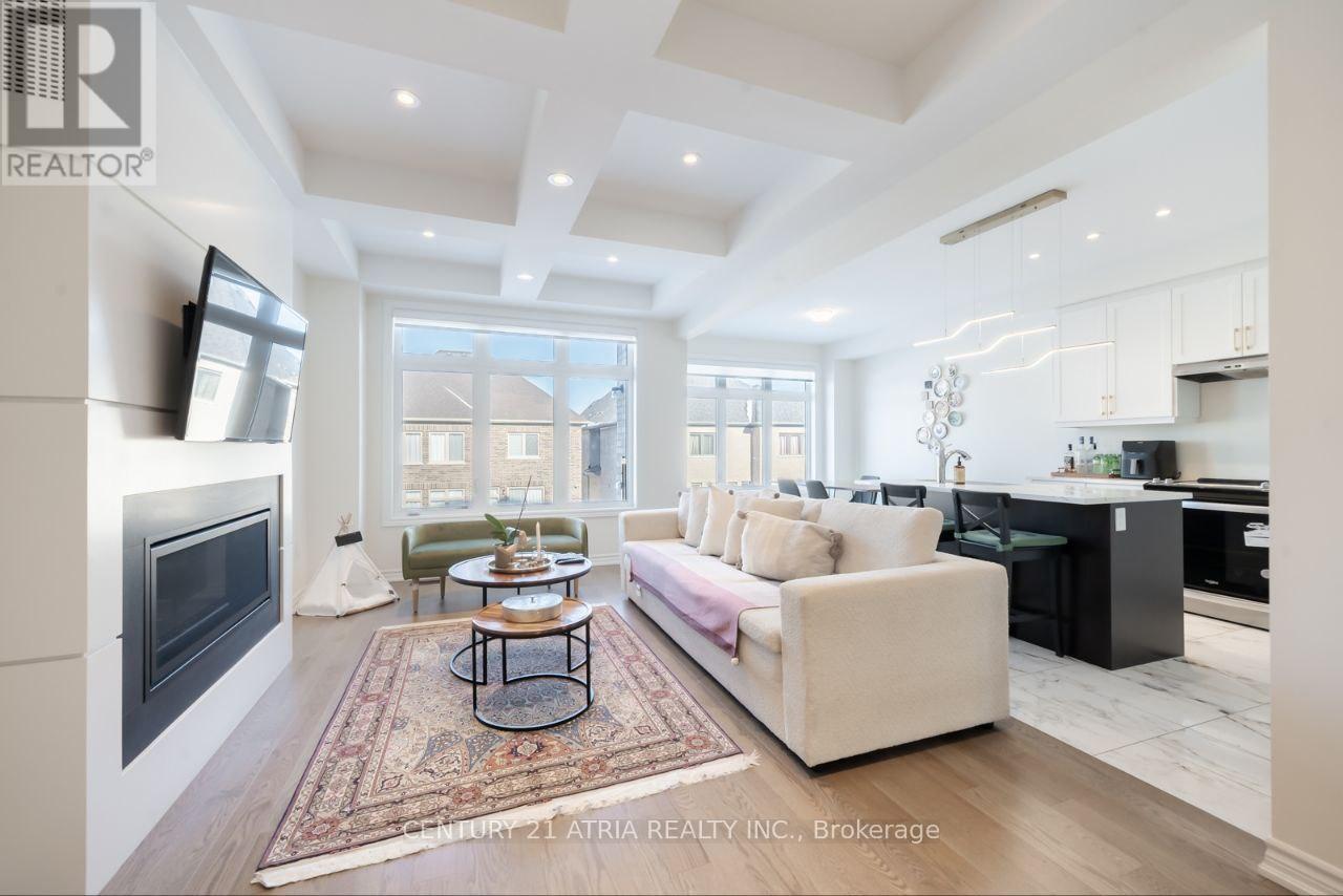 54 Kentledge Avenue, East Gwillimbury (Holland Landing), Ontario  L9N 0W3 - Photo 7 - N12874778