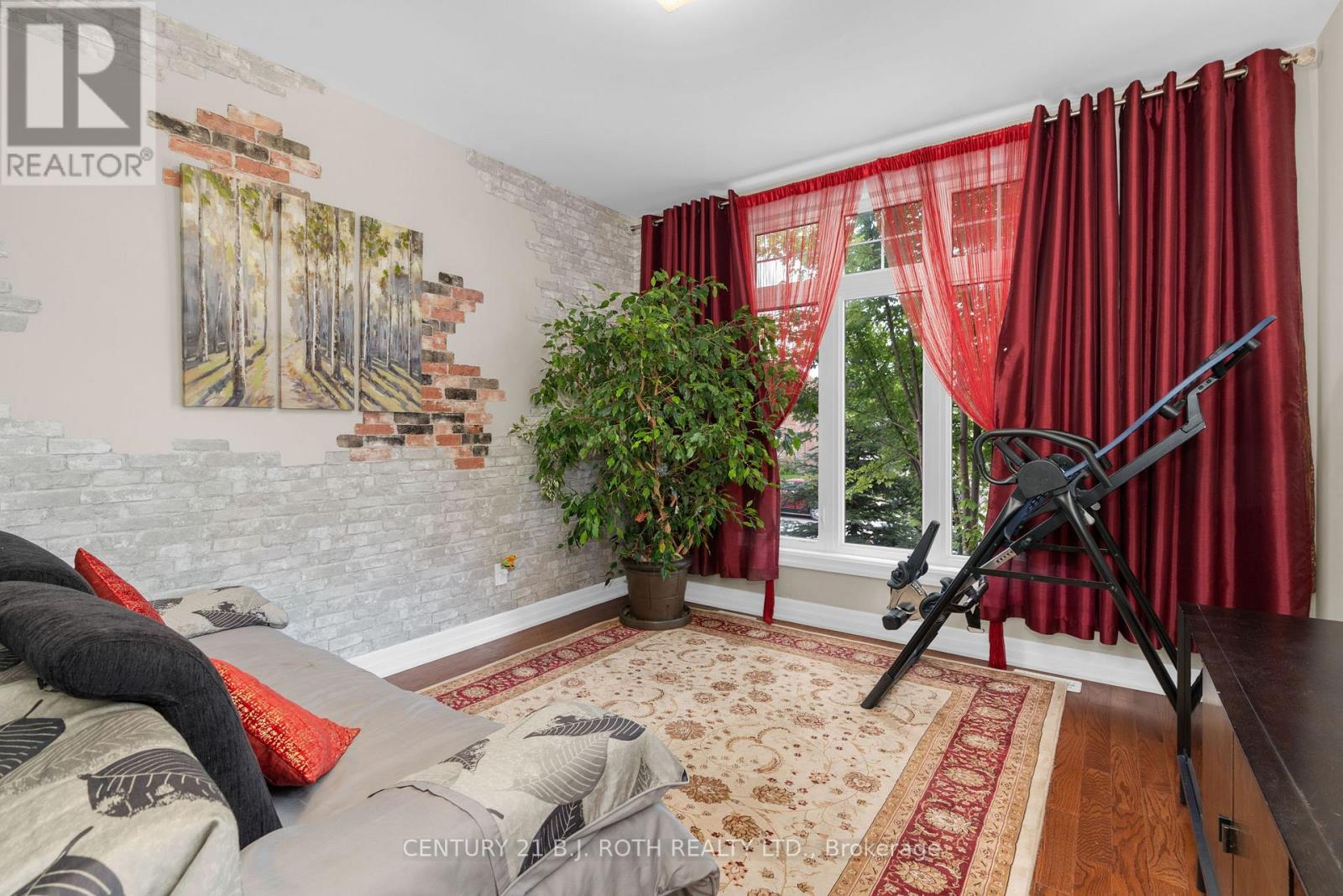 107 Allegra Drive, Wasaga Beach, Ontario  L9Z 0H5 - Photo 20 - S12874792