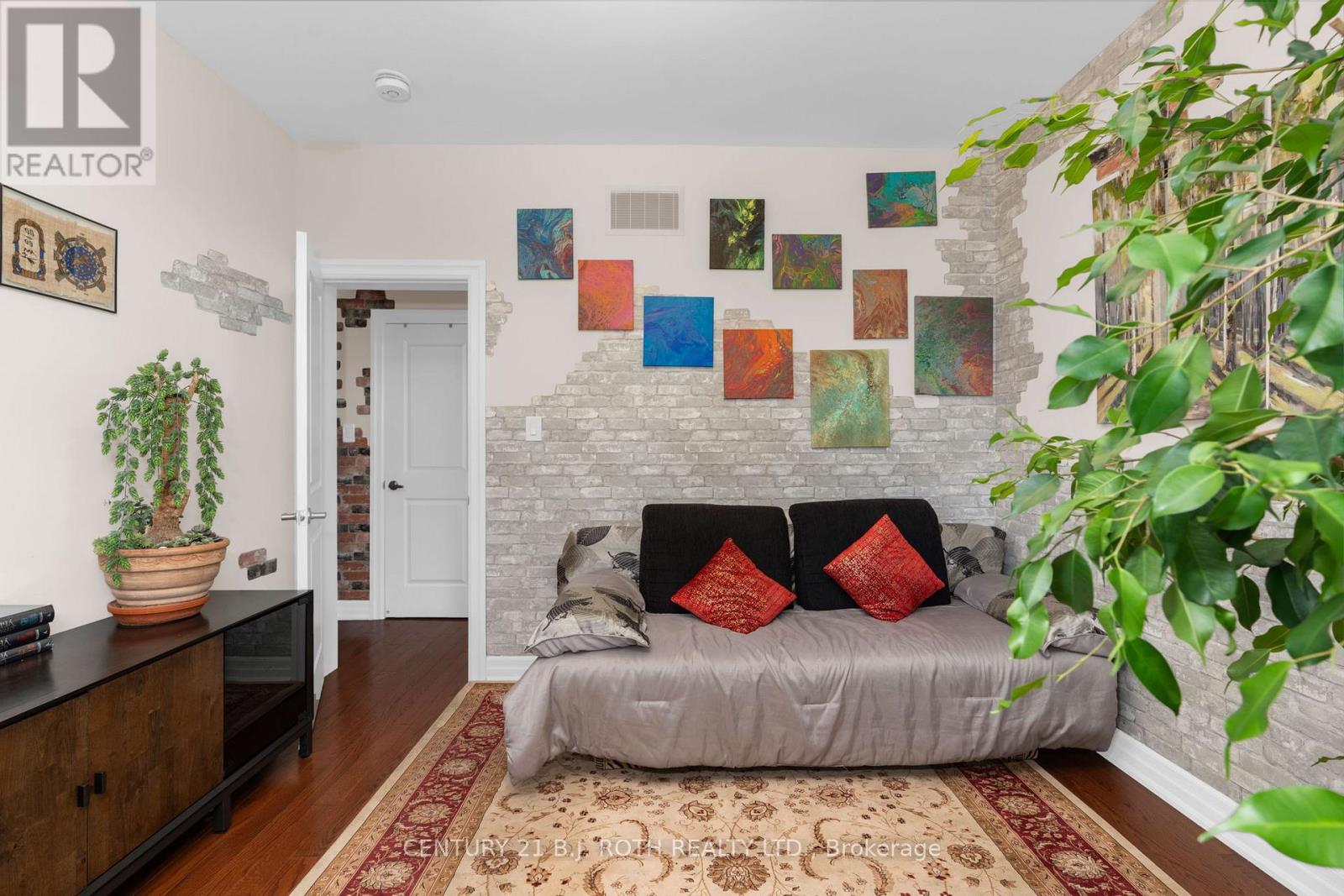 107 Allegra Drive, Wasaga Beach, Ontario  L9Z 0H5 - Photo 21 - S12874792