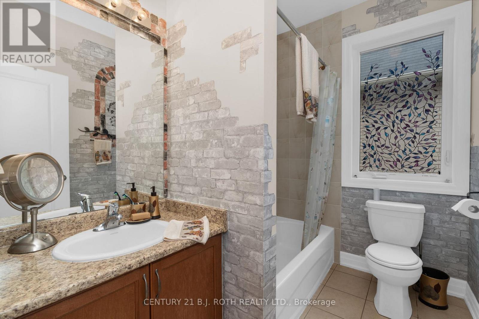 107 Allegra Drive, Wasaga Beach, Ontario  L9Z 0H5 - Photo 22 - S12874792