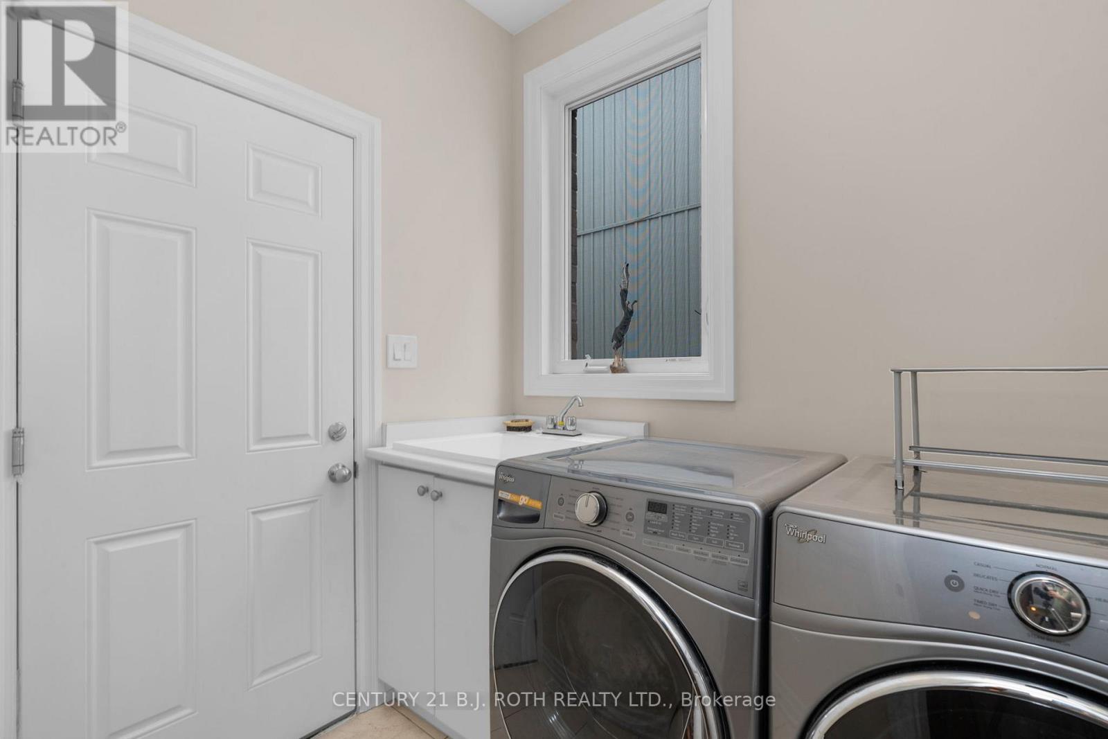 107 Allegra Drive, Wasaga Beach, Ontario  L9Z 0H5 - Photo 32 - S12874792