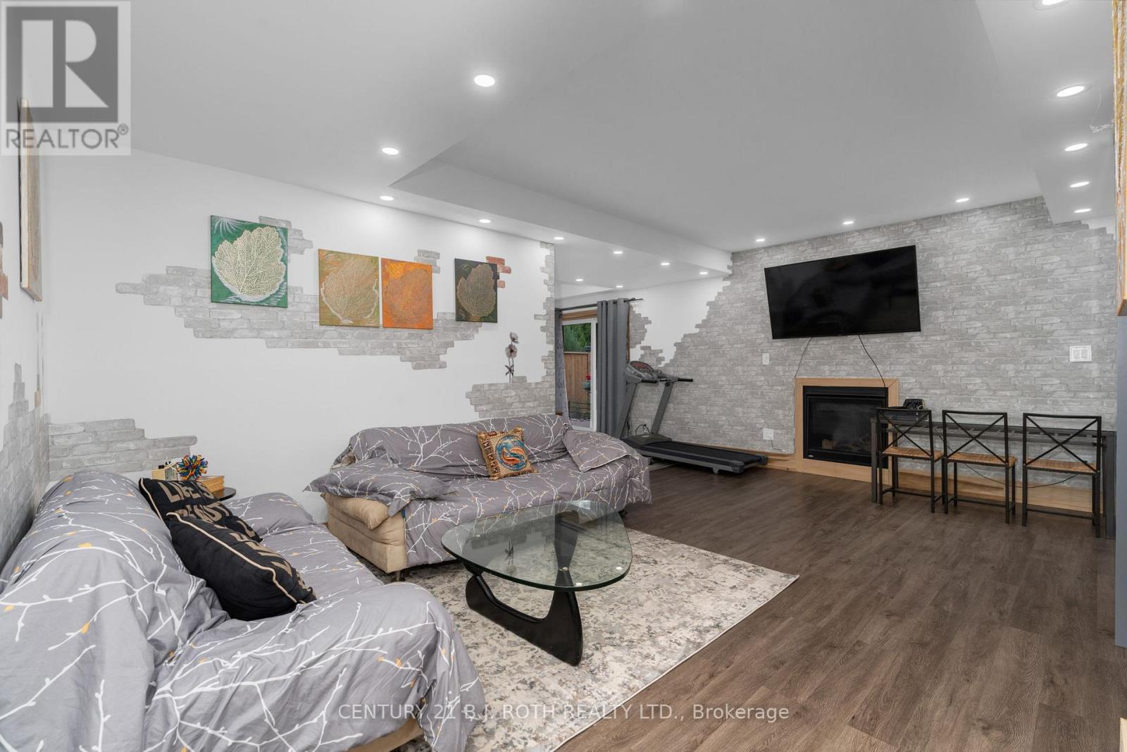 107 Allegra Drive, Wasaga Beach, Ontario  L9Z 0H5 - Photo 35 - S12874792