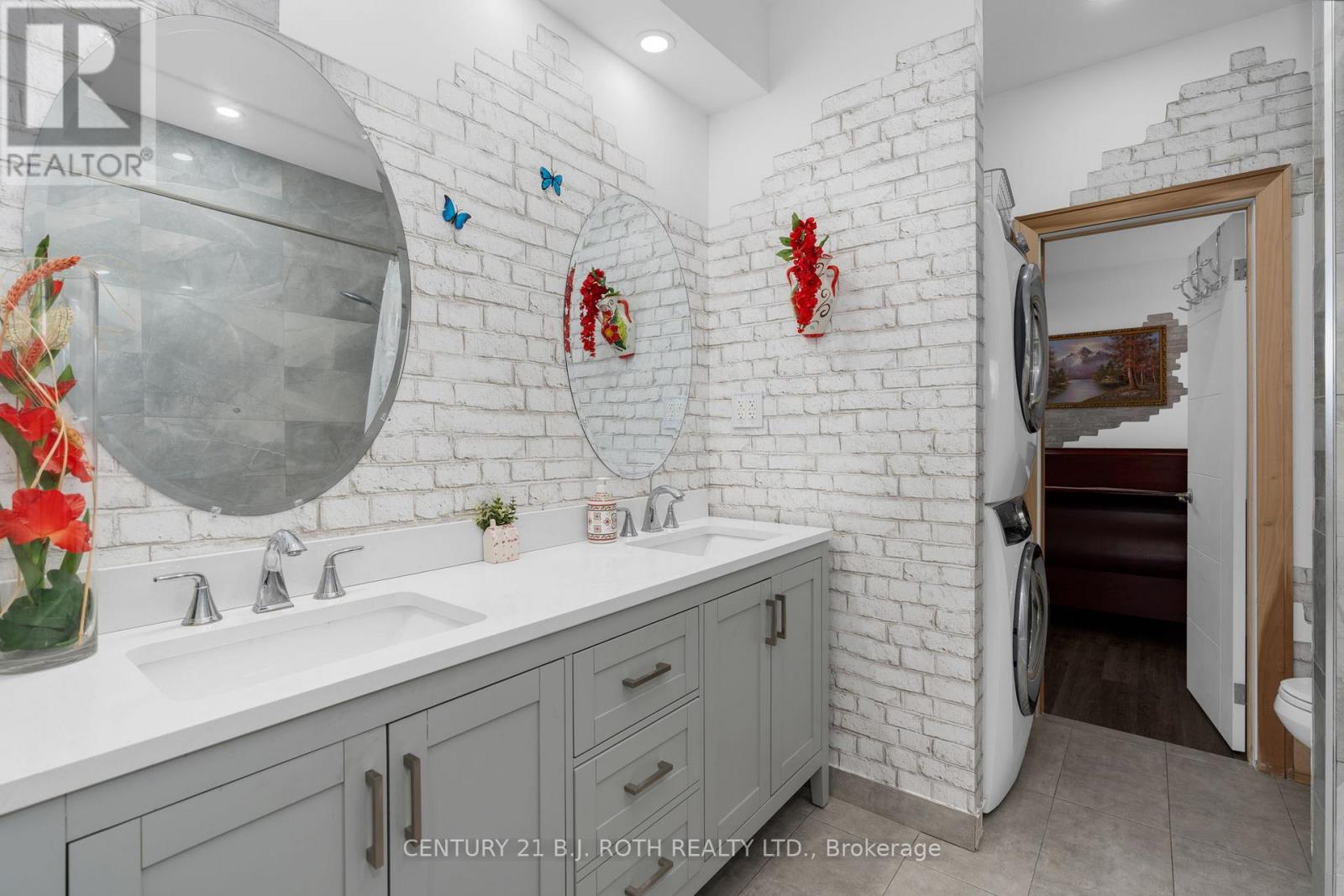 107 Allegra Drive, Wasaga Beach, Ontario  L9Z 0H5 - Photo 39 - S12874792