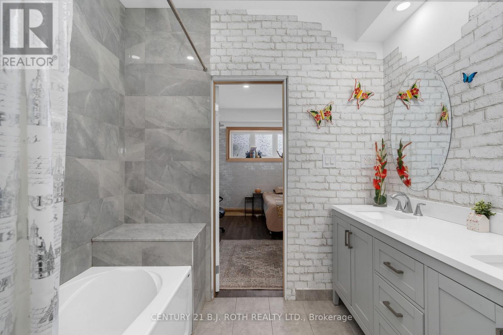 107 Allegra Drive, Wasaga Beach, Ontario  L9Z 0H5 - Photo 40 - S12874792