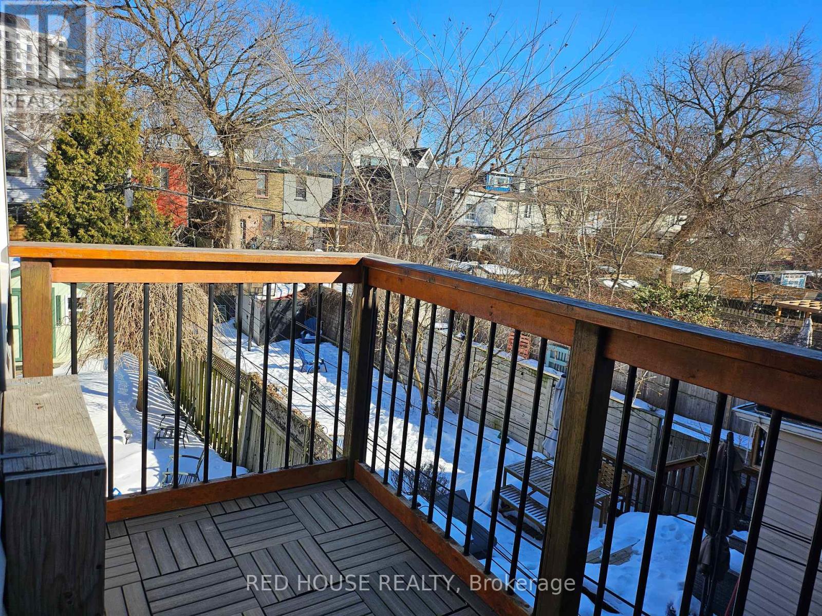 Upper - 37 Connaught Avenue, Toronto (Greenwood-Coxwell), Ontario  M4L 2V8 - Photo 14 - E12846964