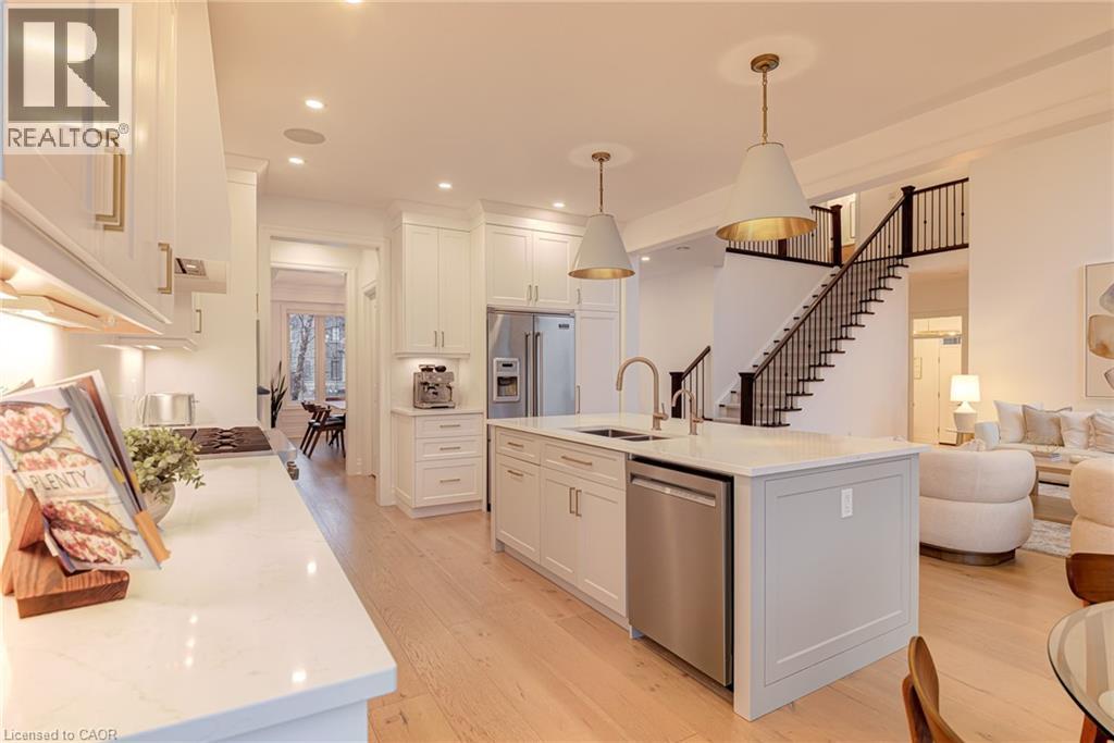 819 Copper Ridge Drive, Waterloo, Ontario  N2K 0B5 - Photo 17 - 40811301