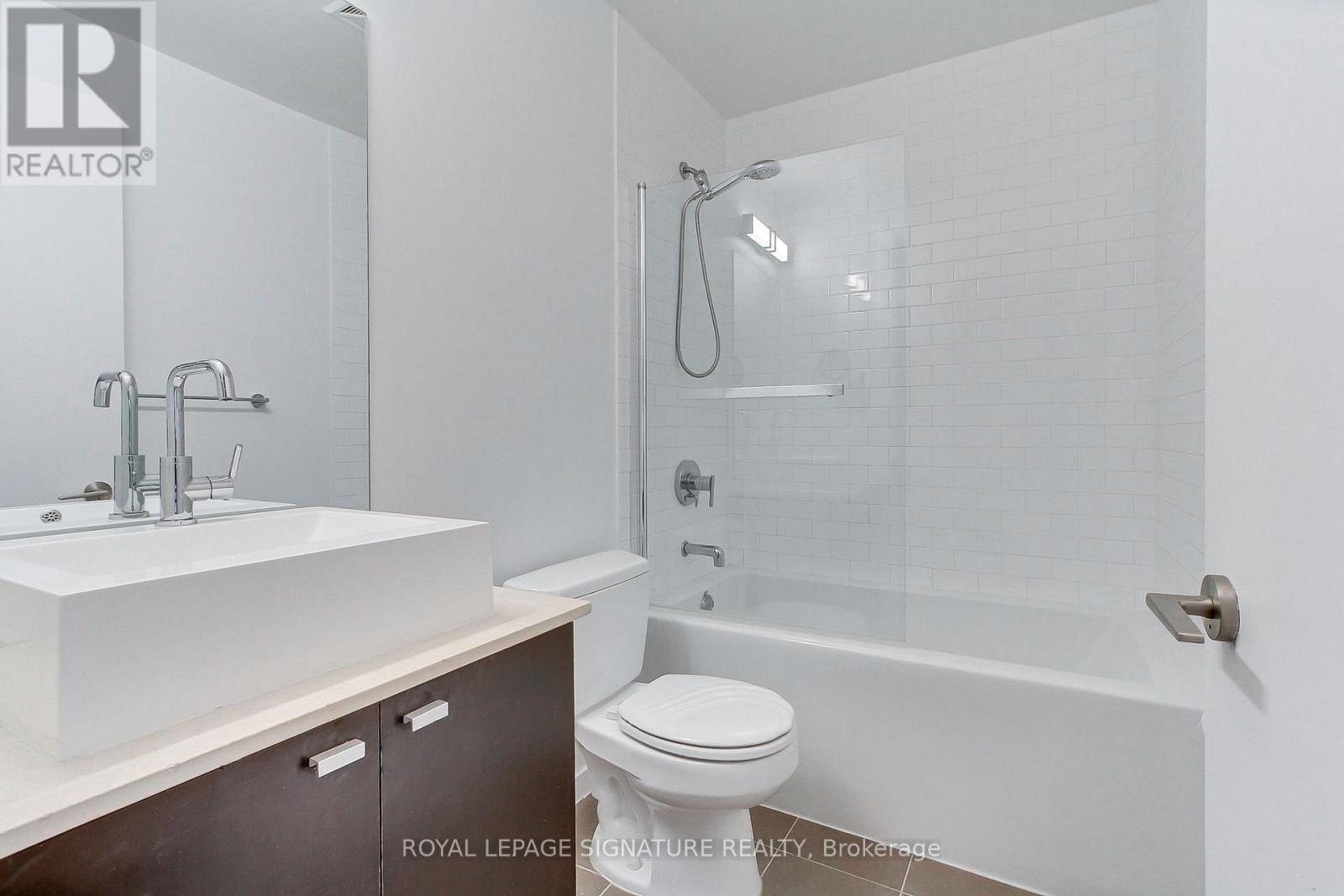 1511 - 103 The Queensway, Toronto (High Park-Swansea), Ontario  M6S 5B4 - Photo 28 - W12874634