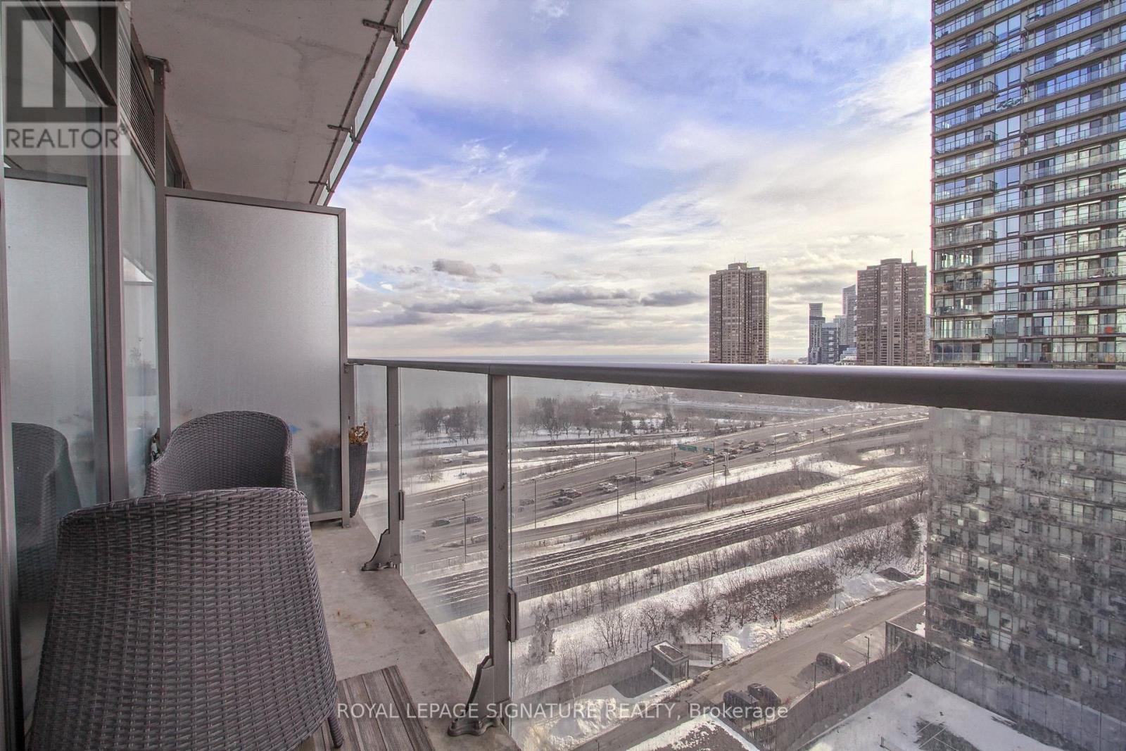 1511 - 103 The Queensway, Toronto (High Park-Swansea), Ontario  M6S 5B4 - Photo 33 - W12874634