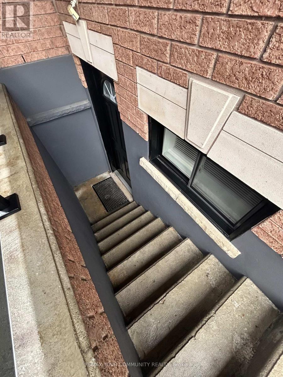 Bsmt - 152 Silverthorn Avenue, Toronto, Ontario  M6N 3K3 - Photo 17 - W12874640