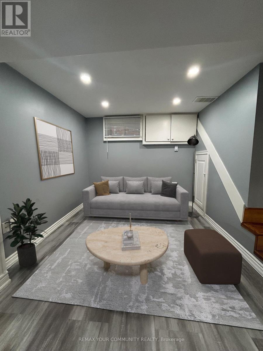 Bsmt - 152 Silverthorn Avenue, Toronto, Ontario  M6N 3K3 - Photo 4 - W12874640