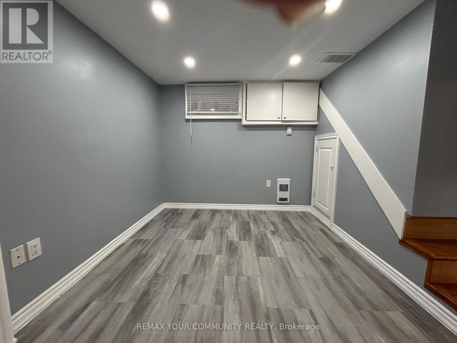 Bsmt - 152 Silverthorn Avenue, Toronto, Ontario  M6N 3K3 - Photo 5 - W12874640