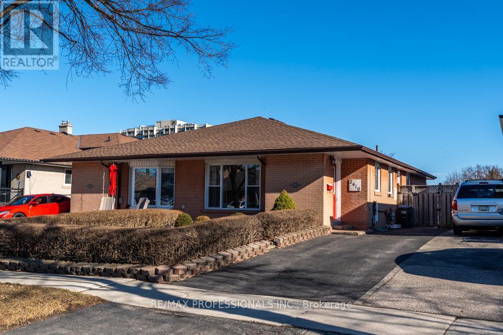 2416 PADSTOW CRESCENT, mississauga (clarkson), Ontario