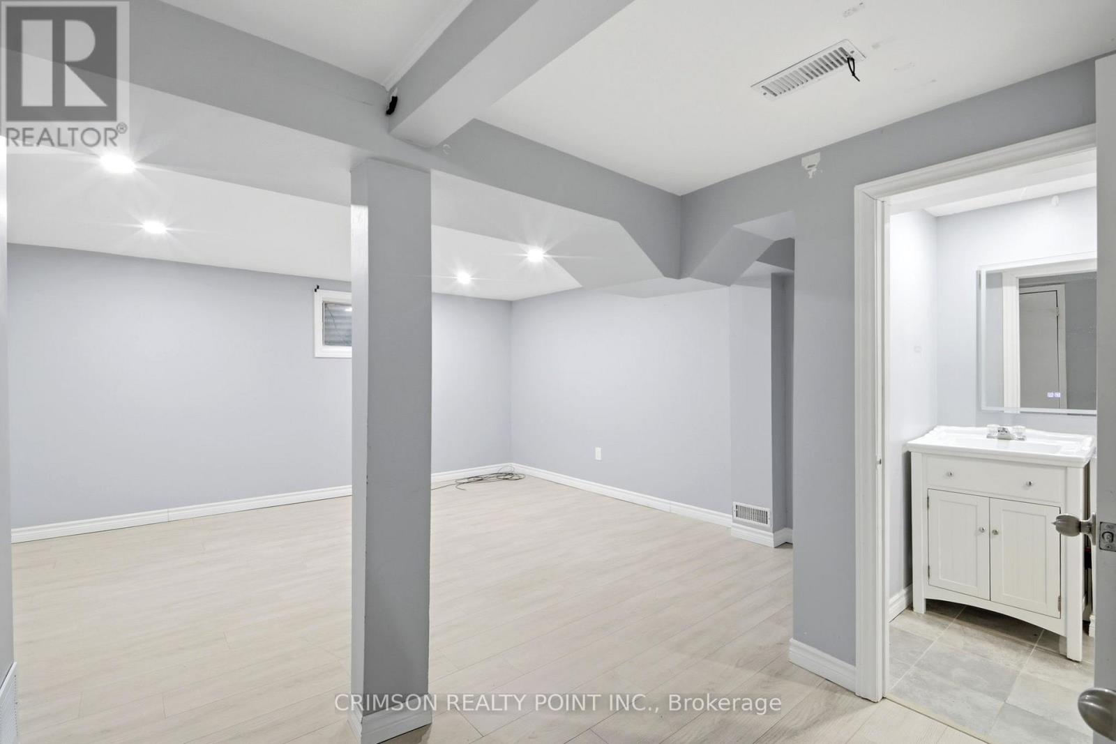 34 Hillbank Trail, Brampton (Central Park), Ontario  L6S 1P6 - Photo 25 - W12874704