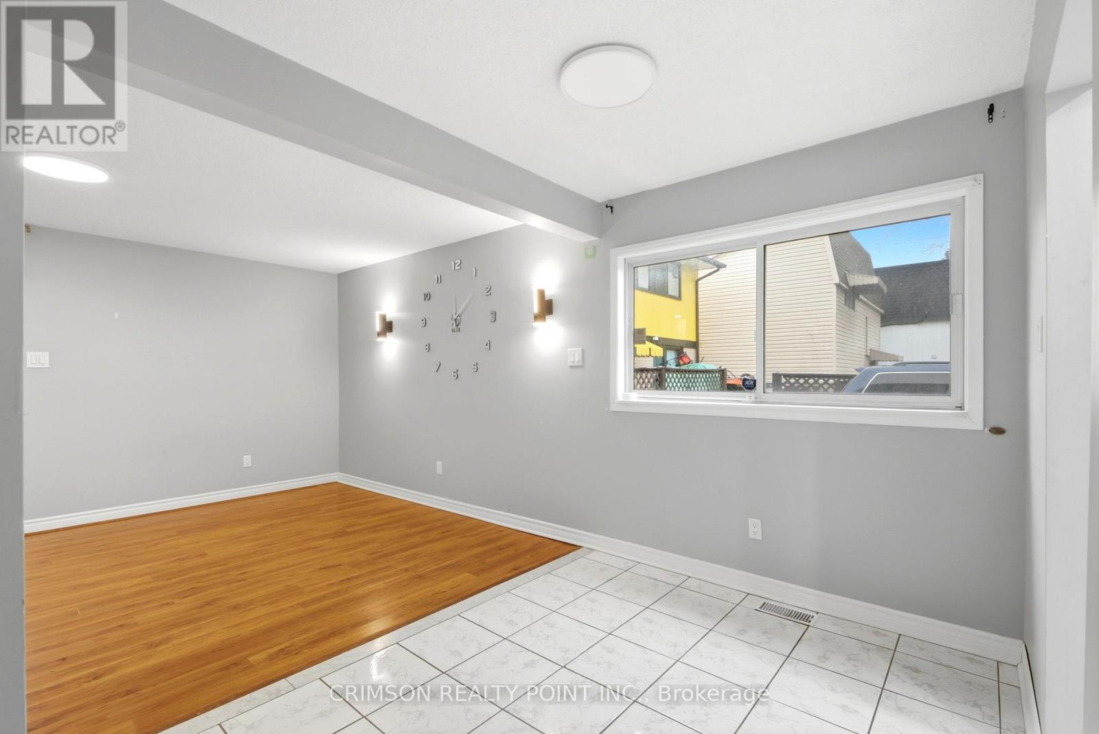 34 Hillbank Trail, Brampton (Central Park), Ontario  L6S 1P6 - Photo 9 - W12874704