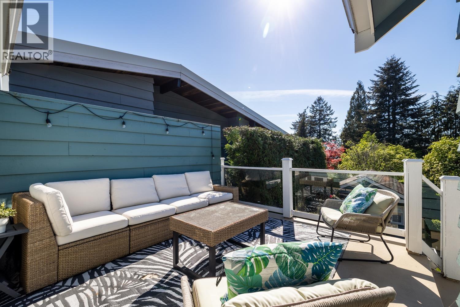 3841 Lonsdale Avenue, North Vancouver, British Columbia  V7N 3K8 - Photo 12 - R3098993