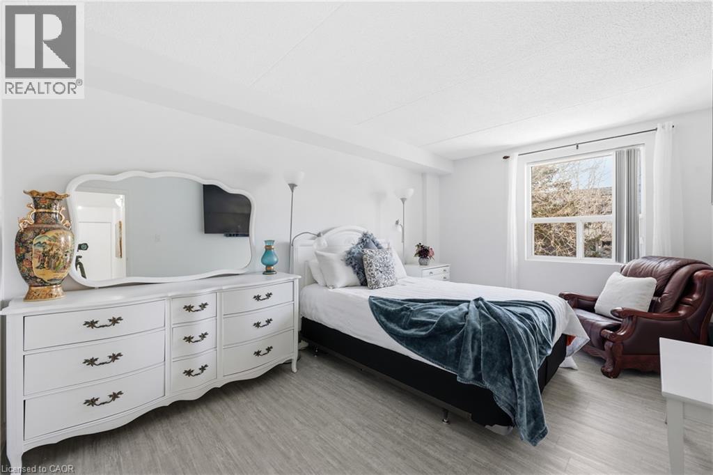 75 Silvercreek Parkway N Unit# 308, Guelph, Ontario  N1H 7R9 - Photo 18 - 40811469