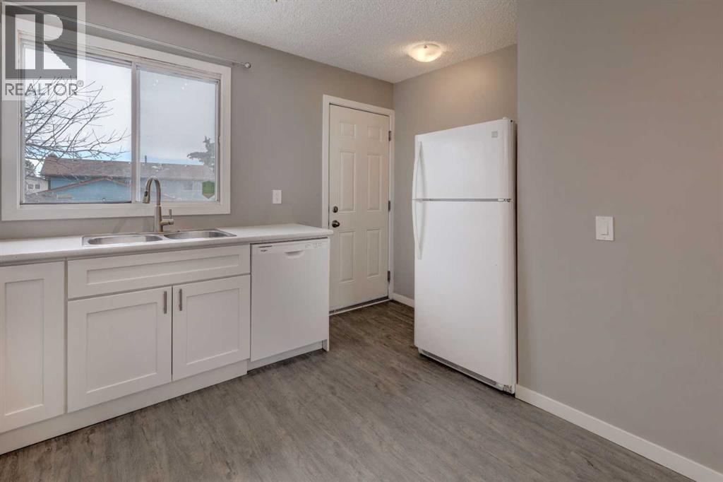 2452 38 Street Ne, Calgary, Alberta  T2Z 3B5 - Photo 8 - A2290940