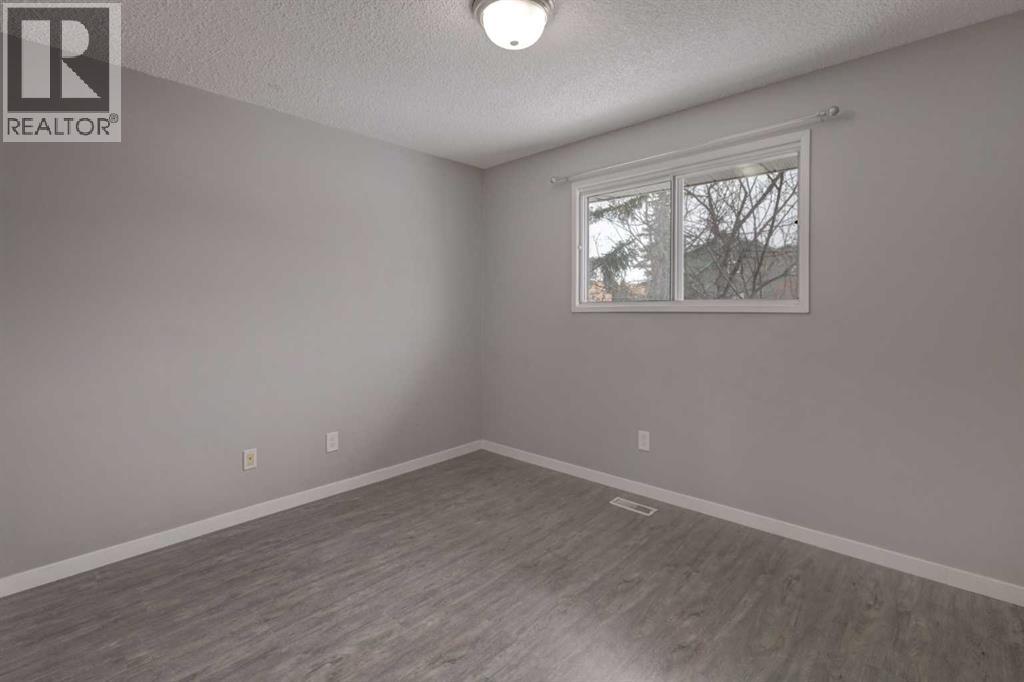 2452 38 Street Ne, Calgary, Alberta  T2Z 3B5 - Photo 11 - A2290940