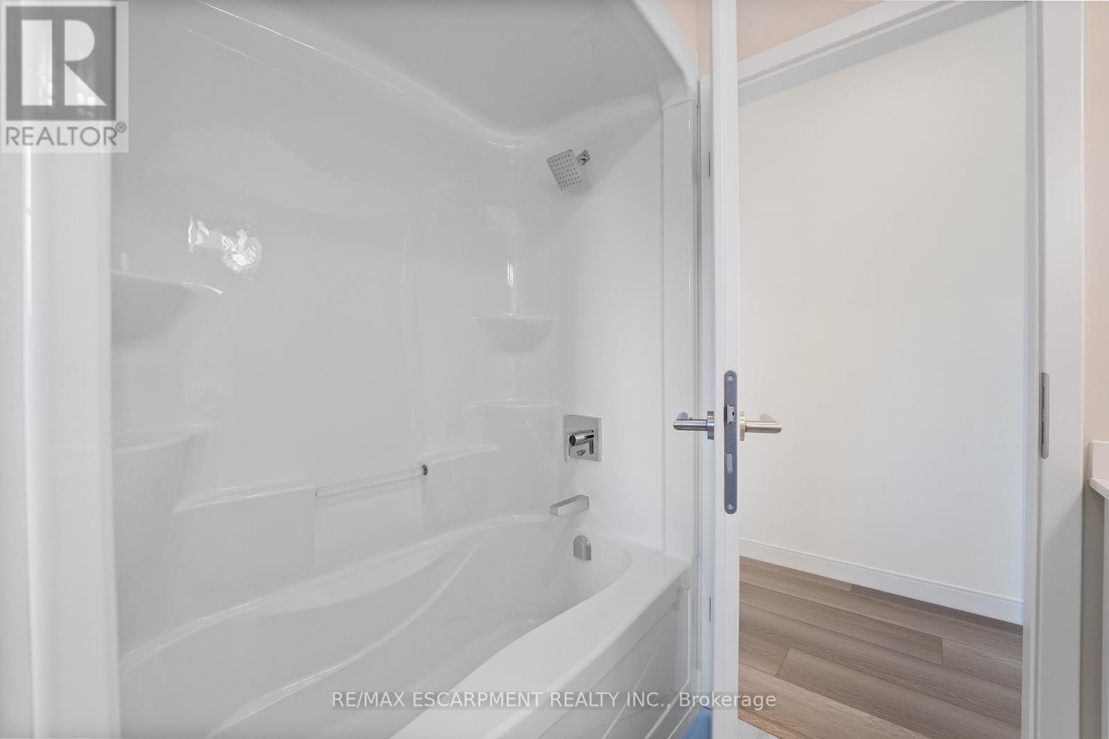 309 - 123 Lincoln Street, Welland (Broadway), Ontario  L3C 6P8 - Photo 22 - X12874716