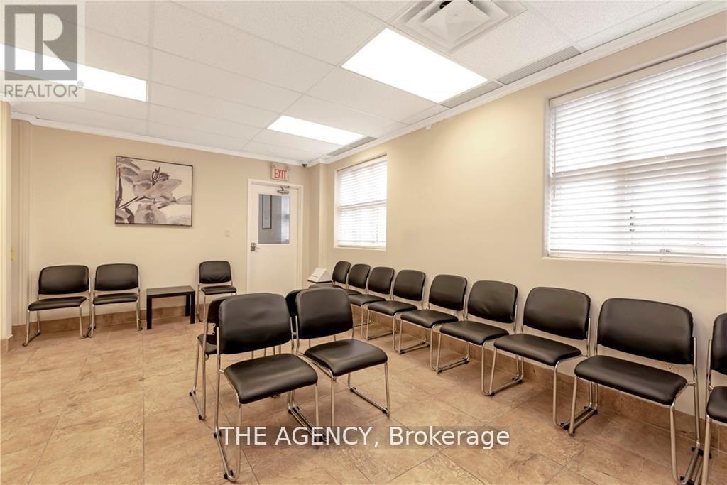 574 Upper James Street, Hamilton (Southam), Ontario  L9C 2Y6 - Photo 6 - X12874782