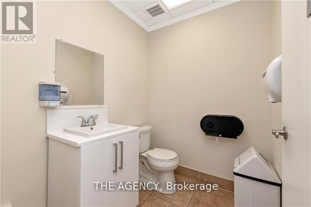 574 Upper James Street, Hamilton (Southam), Ontario  L9C 2Y6 - Photo 8 - X12874782