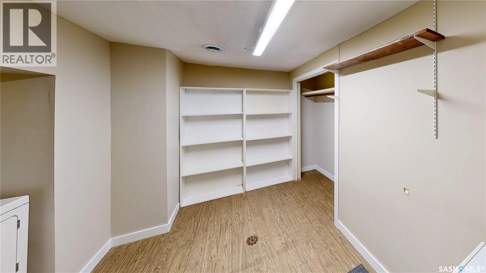 50 Lowry Place, Regina, Saskatchewan  S4S 6C7 - Photo 34 - SK030264