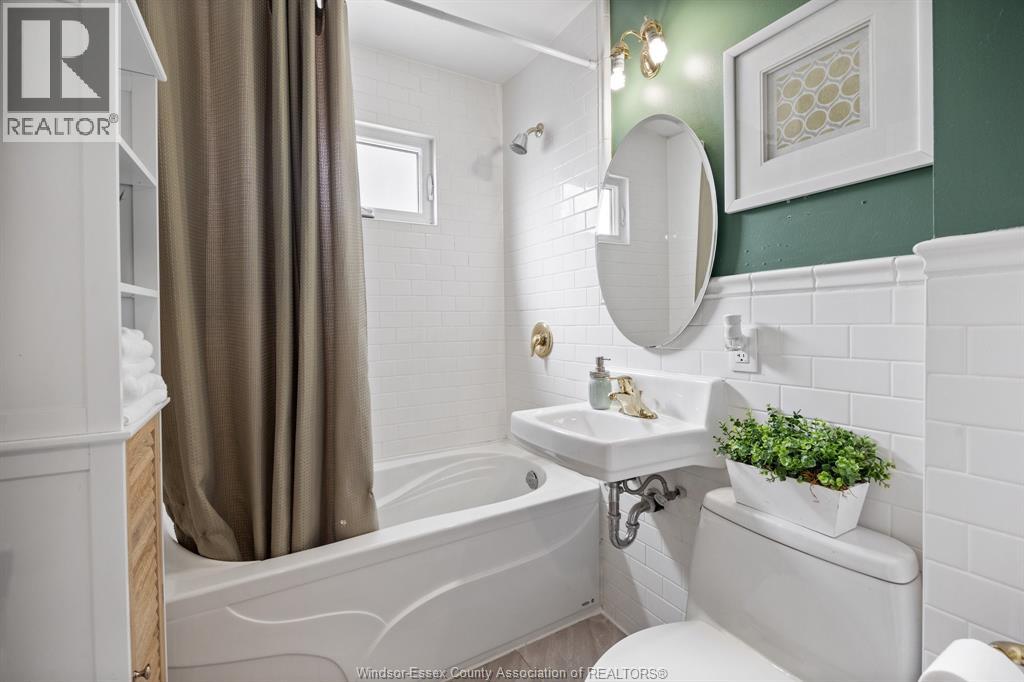 1753 Westcott, Windsor, Ontario  N8Y 4E1 - Photo 15 - 26005211