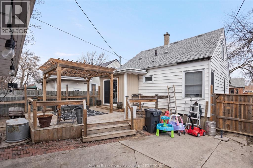 1753 Westcott, Windsor, Ontario  N8Y 4E1 - Photo 28 - 26005211