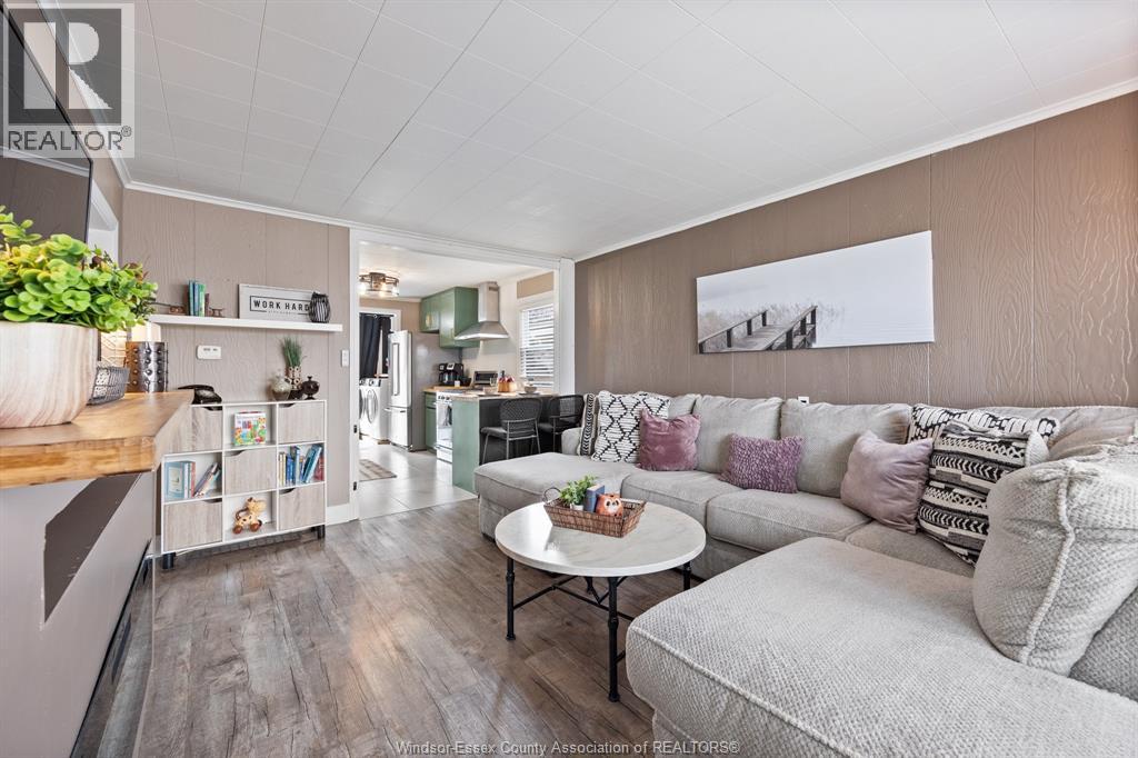 1753 Westcott, Windsor, Ontario  N8Y 4E1 - Photo 4 - 26005211