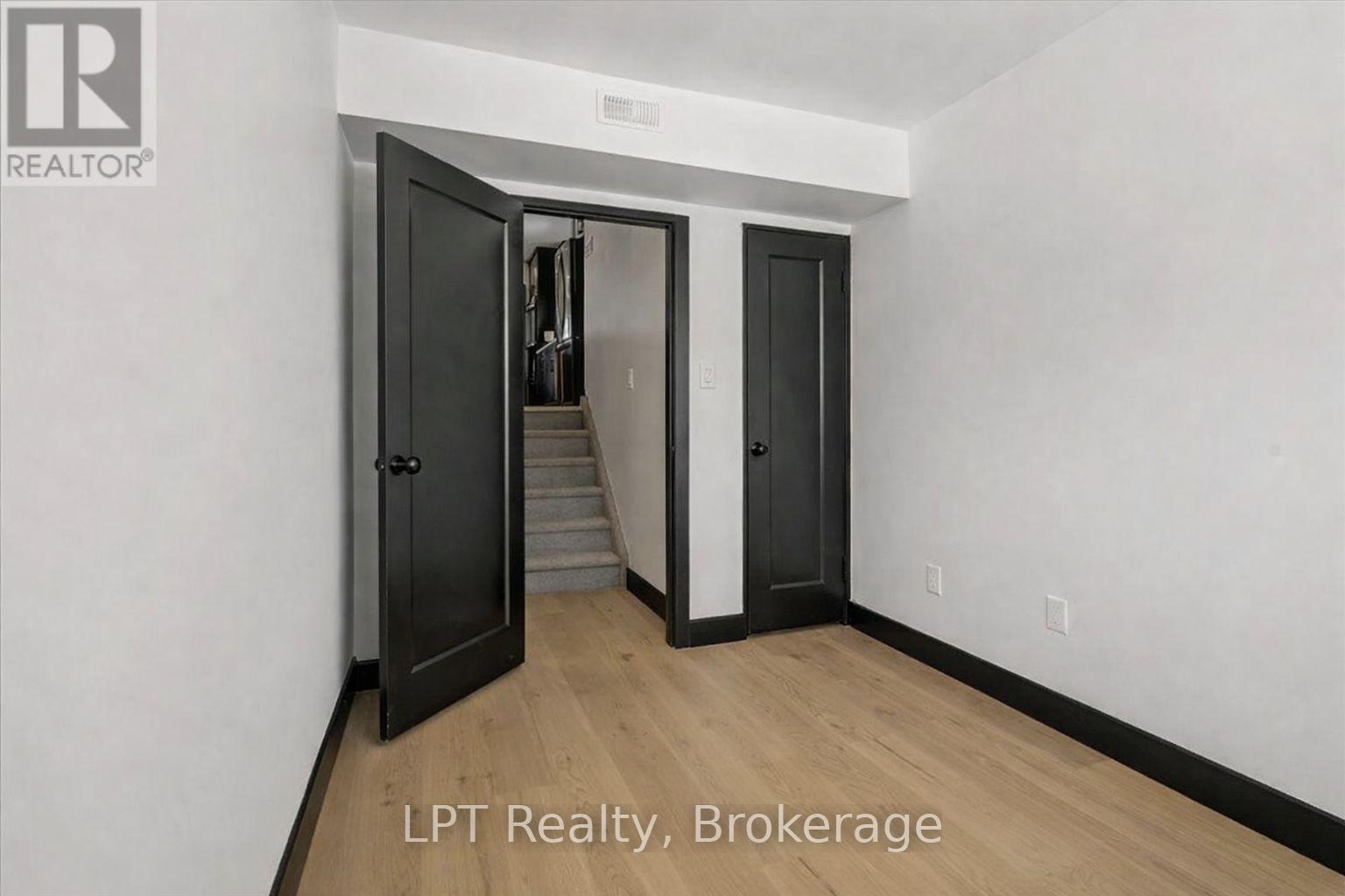 1281 Oxford Street, Oshawa, Ontario  L1J 3W5 - Photo 11 - E12870938