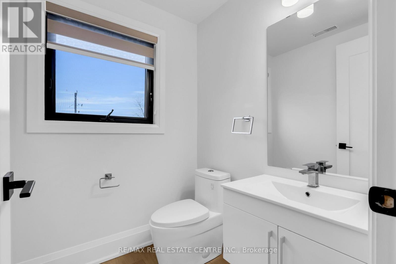 2 - 59 Charles Street, Newmarket (Central Newmarket), Ontario  L3Y 3V7 - Photo 28 - N12867456